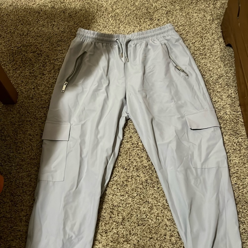 Woman's cargo pants